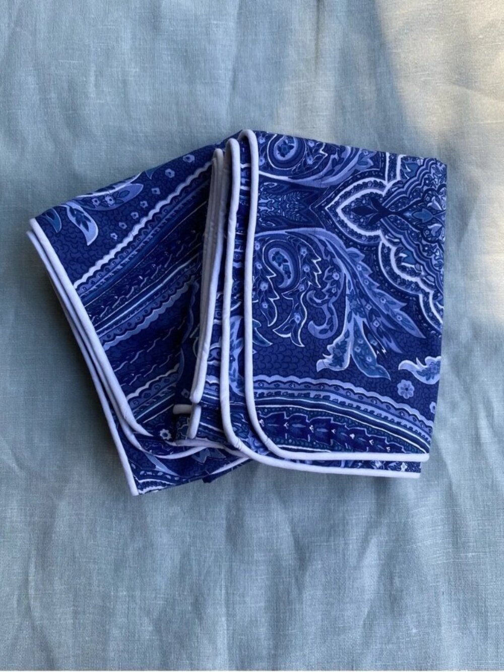 Set of 2 Lauren Ralph Lauren blue white cotton Putney Paisley standard shams